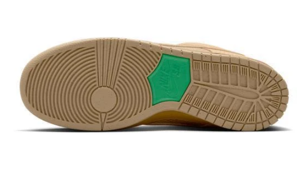 Nike SB Dunk Low Pro 'Som Tum' Sneakers with Woven Heritage Details