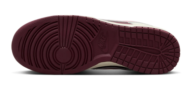 Nike Dunk Low Valentine's Day 2023 Burgundy Pink DR9705-100