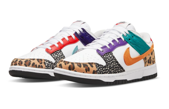 Nike Dunk Low SE Women's Sneakers