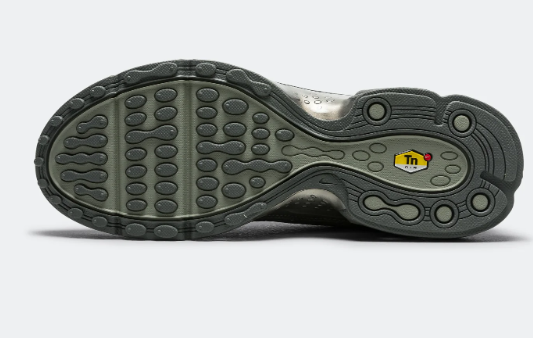 Nike Air Max Plus VII Men's Sneaker
